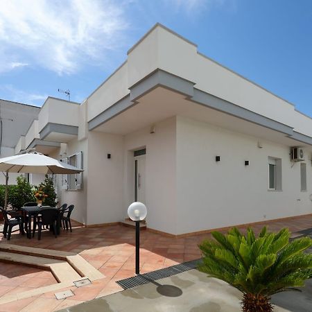 Casa Vacanze Nonnofiore 莱韦拉诺 外观 照片
